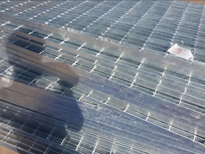 平臺(tái)鋼格板案例圖片2